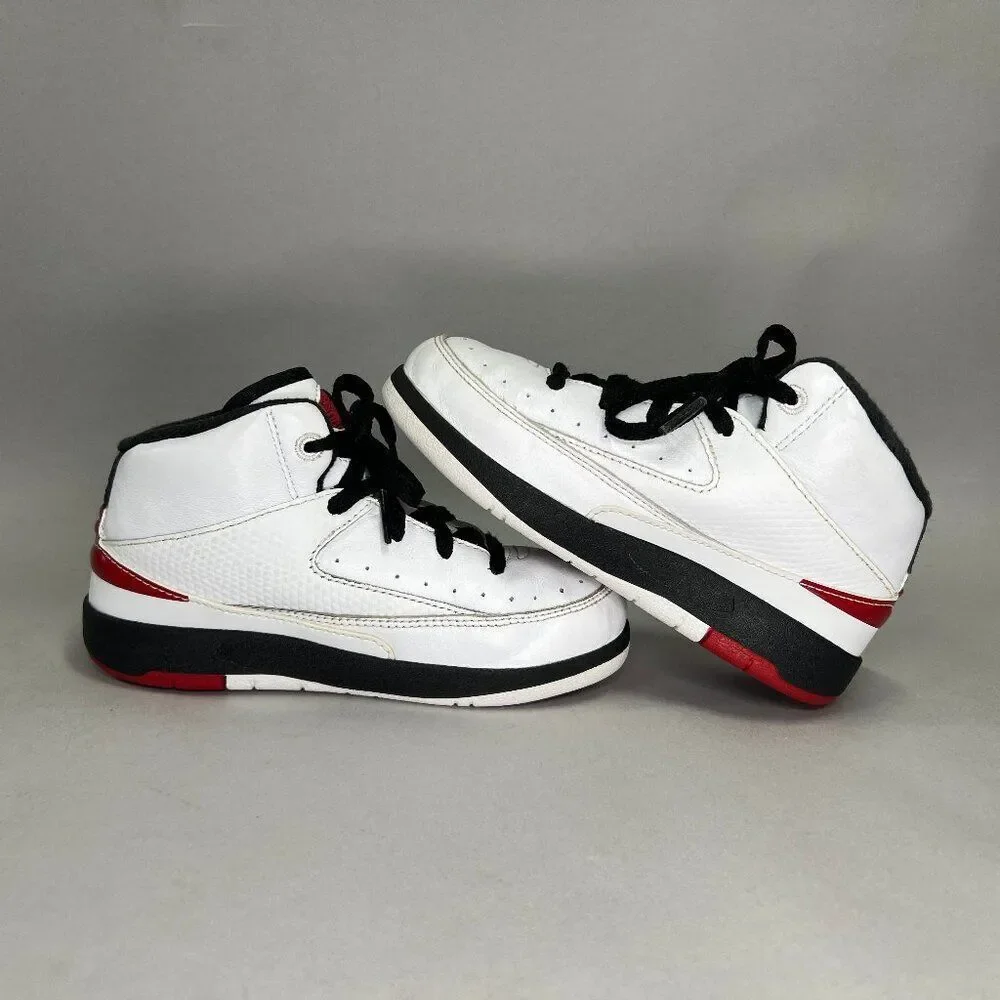 Jordan 2‎ Retro OG Chicago Shoes Youth Size 10C White Leather Air Jordan Retro